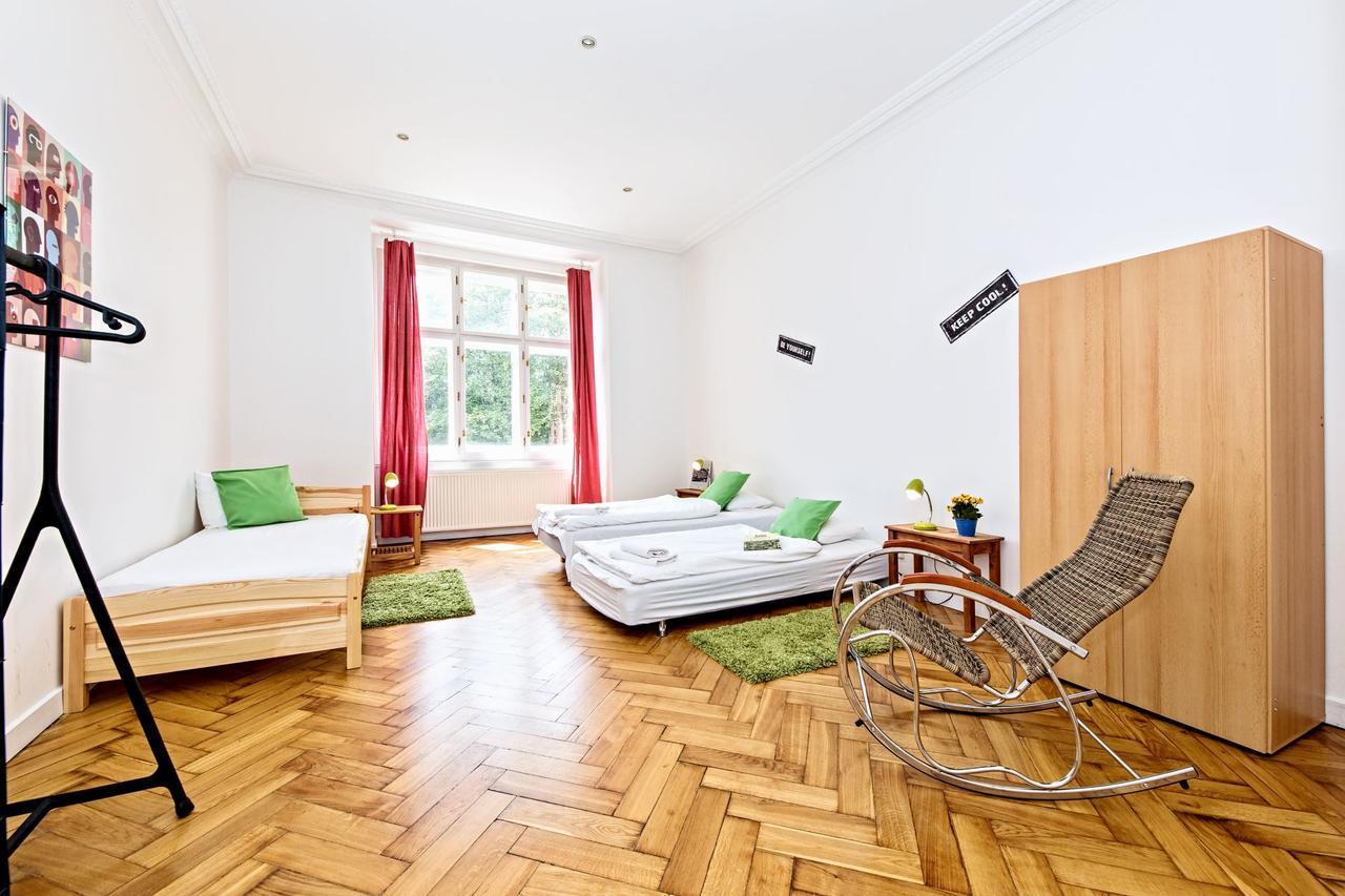 Chill Hill Apartments Prague Ngoại thất bức ảnh