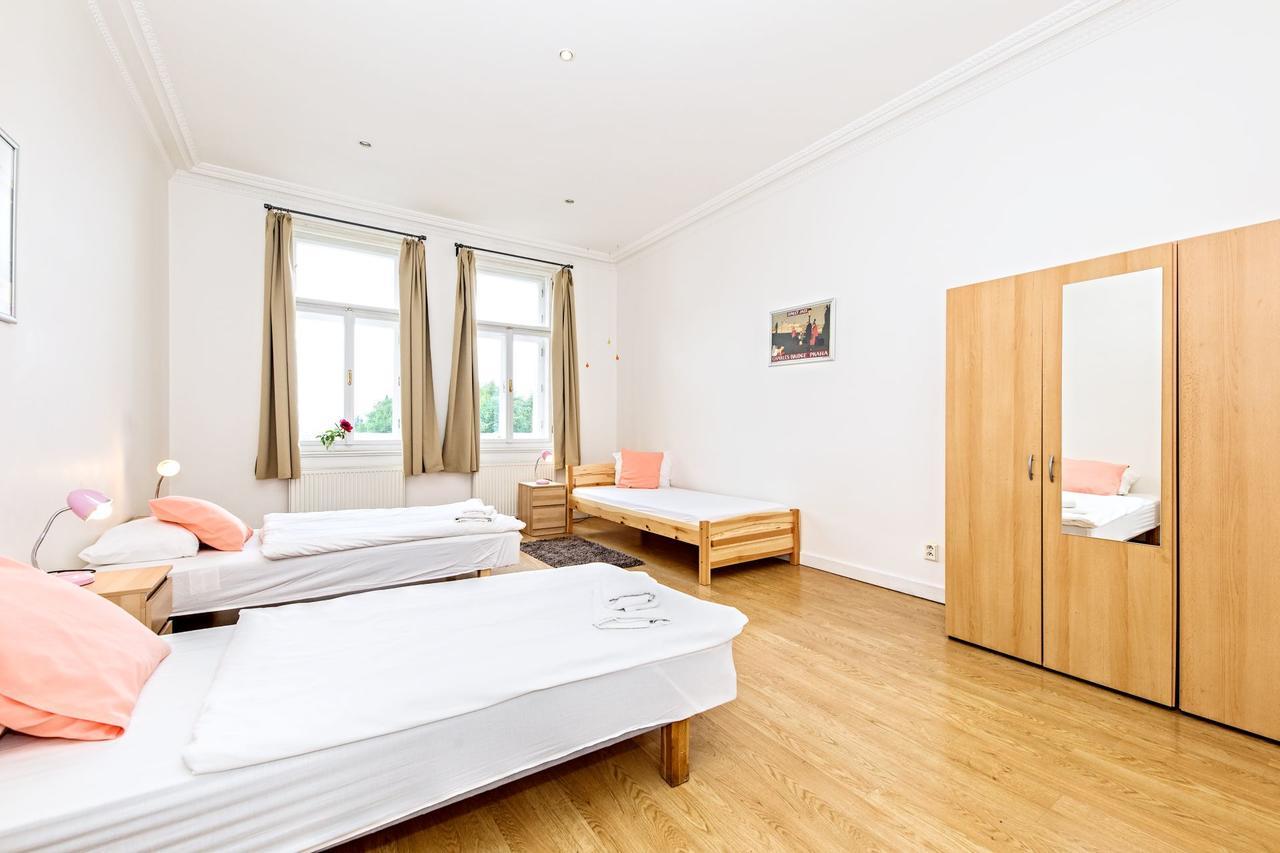 Chill Hill Apartments Prague Ngoại thất bức ảnh